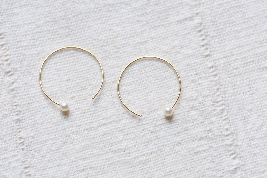 8.6.4 :: Pearl Threader Hoop Earrings, EA-P-22