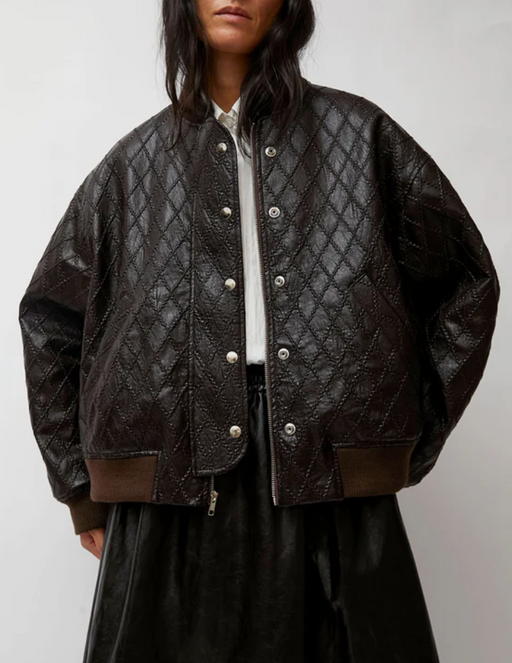 No.6 :: Theo Bomber