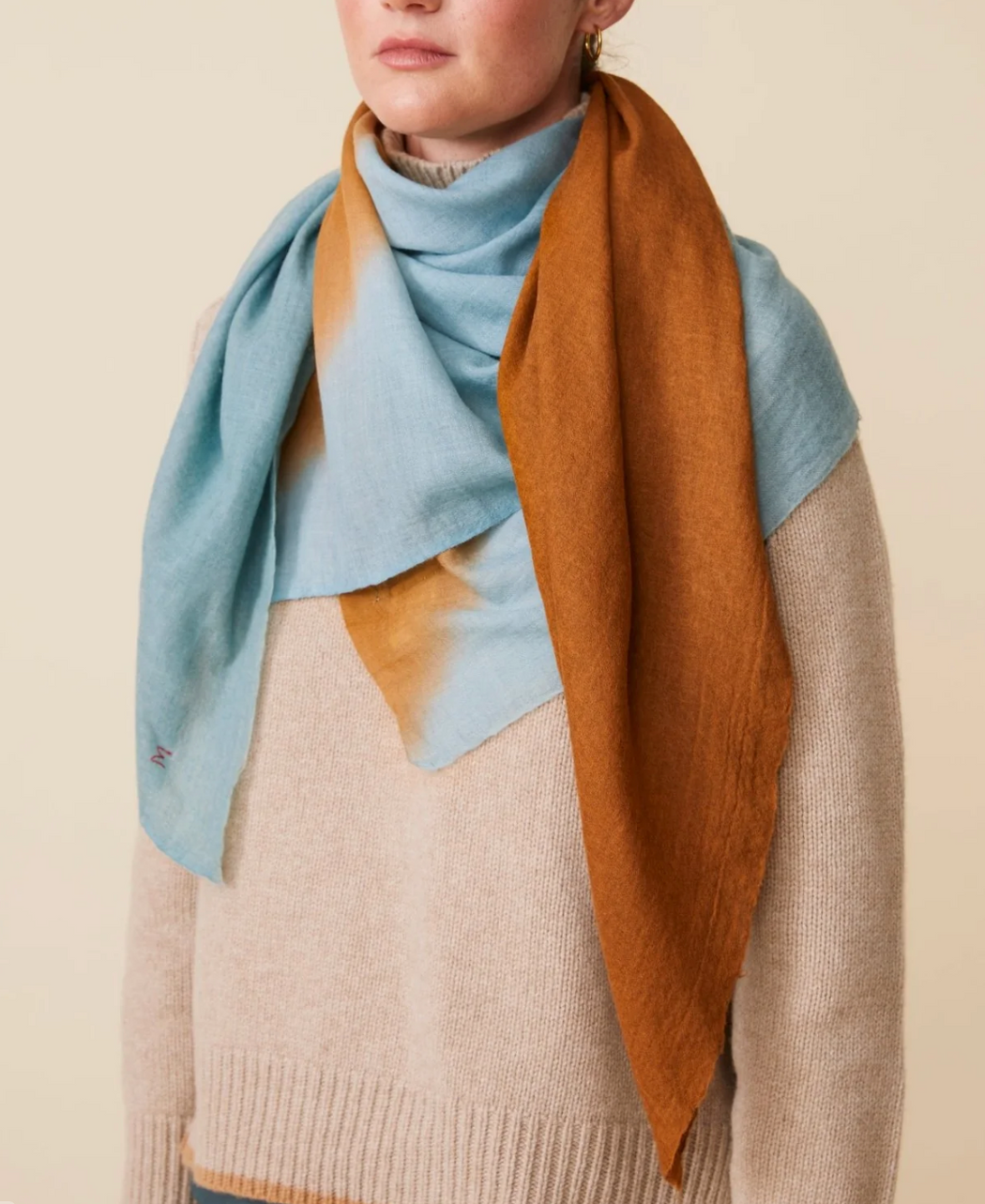 Moismont :: No.753 Dip Dye Square Scarf